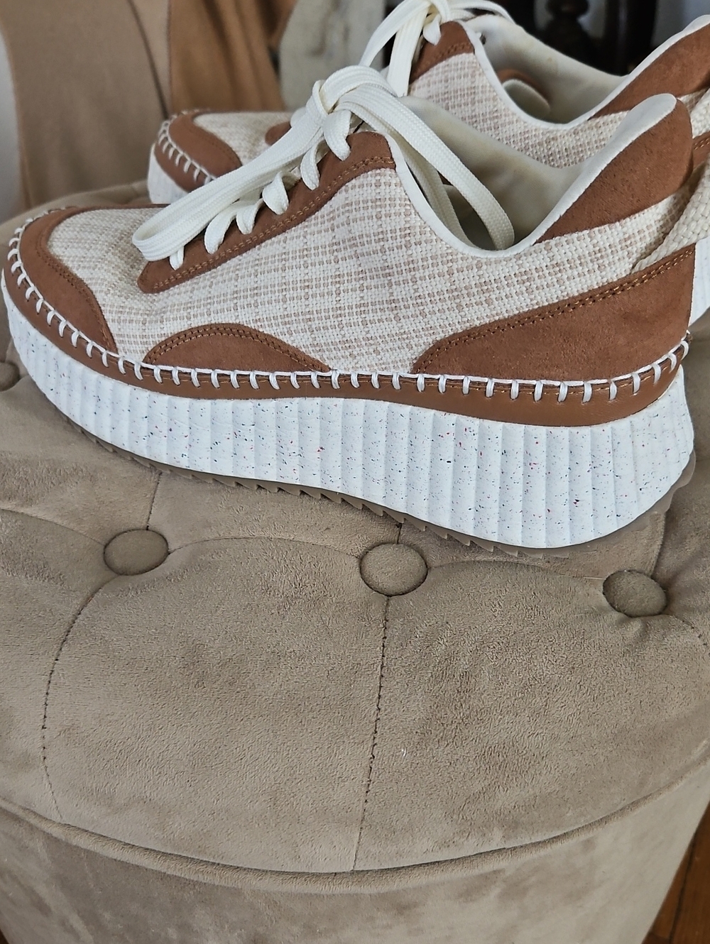 Universal Thread Platform Sneakers Size 9 EUC - Picture 3 of 14